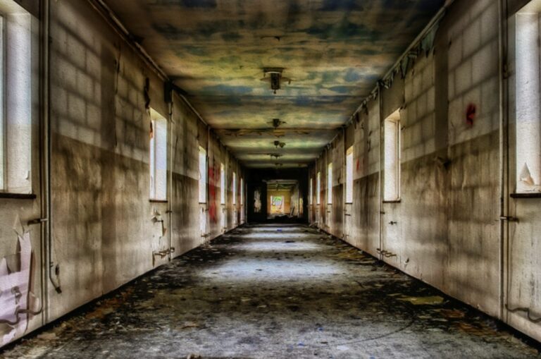 For Urban Explorers: Manchester's Abandoned Buildings [2026 ]